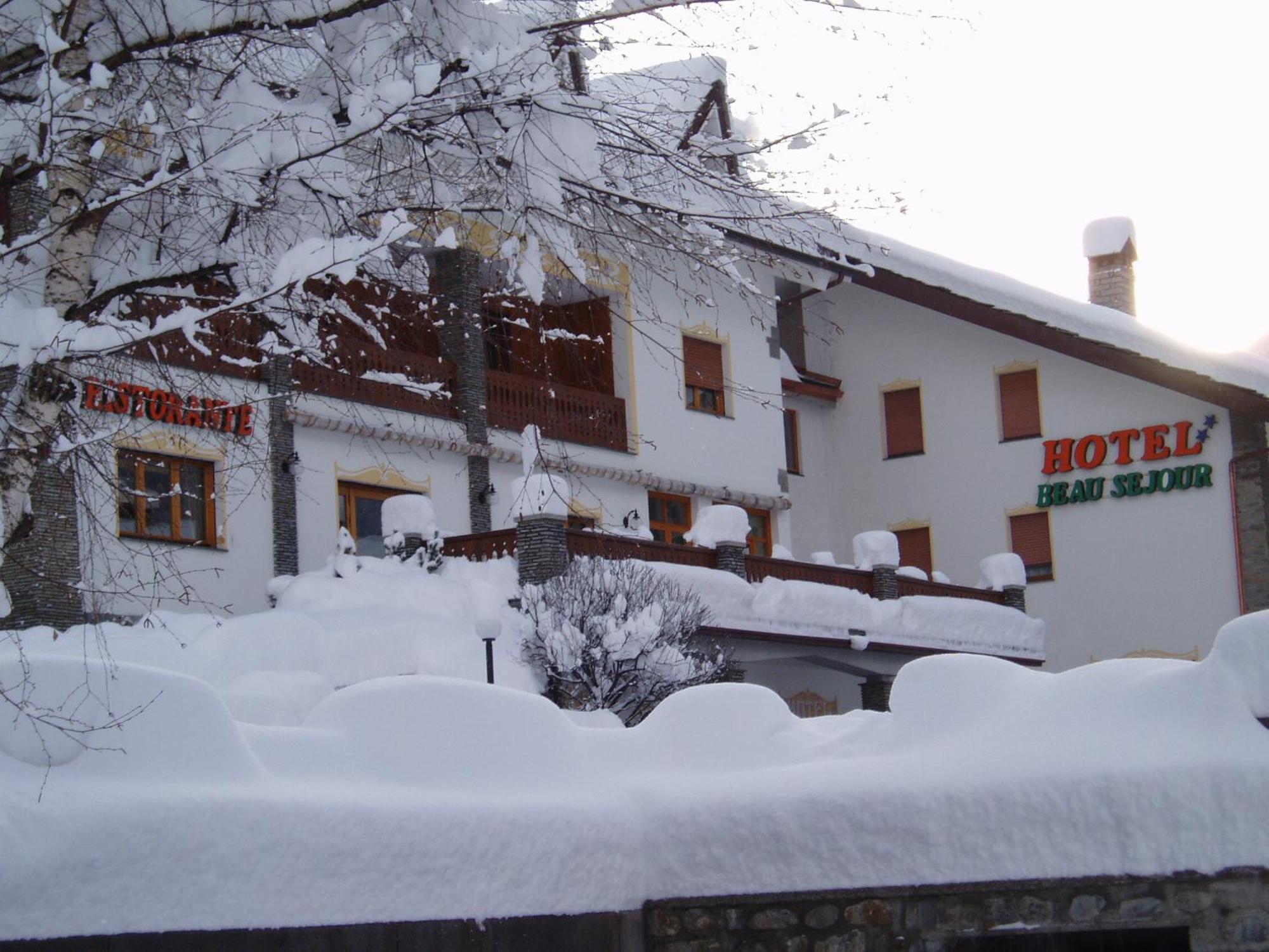 Hotel Beau Sejour Pre-Saint-Didier Exterior photo